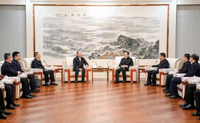 莫鼎革拜會遼寧省委書記郝鵬、省長王新偉